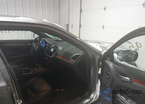 2012 Chrysler 300 Limited из США, поврежденный, VIN 2C3CCAHG1CH225379